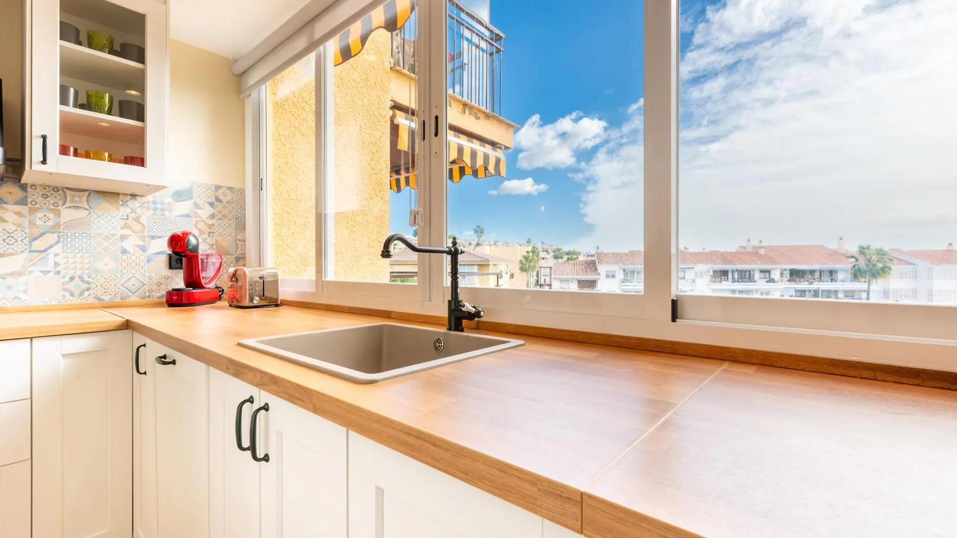 Wintowinrentals Dream Apartment Next To The Beach Rincon de la Victoria 0*,